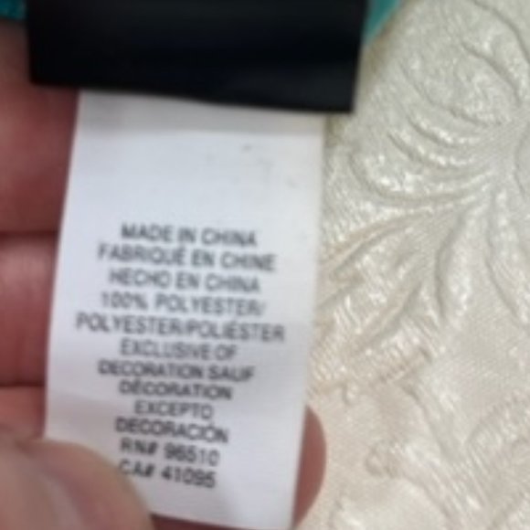 Under Armour Winter Running Coldgear Beanie Hat Green/Blue OSFA - Picture 9 of 10